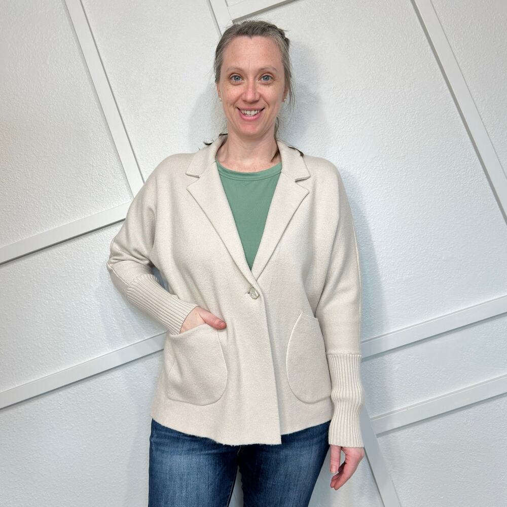 Sioni Cardigan Blazer Large Beige Patch Front Pockets Cozy Soft Hamptons Style